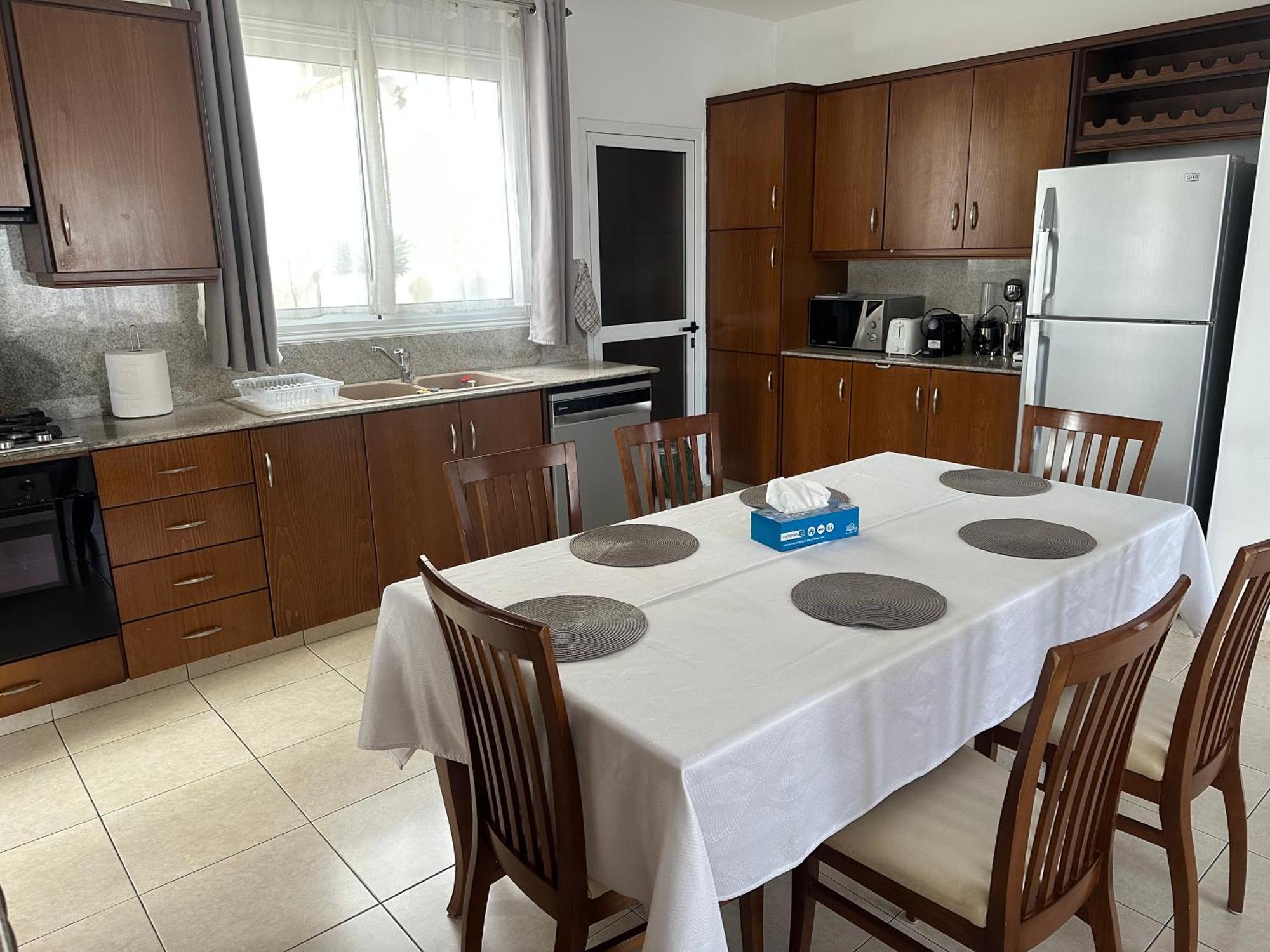 Villa Andy-350 M From The Beach ลาร์นาคา ภายนอก รูปภาพ